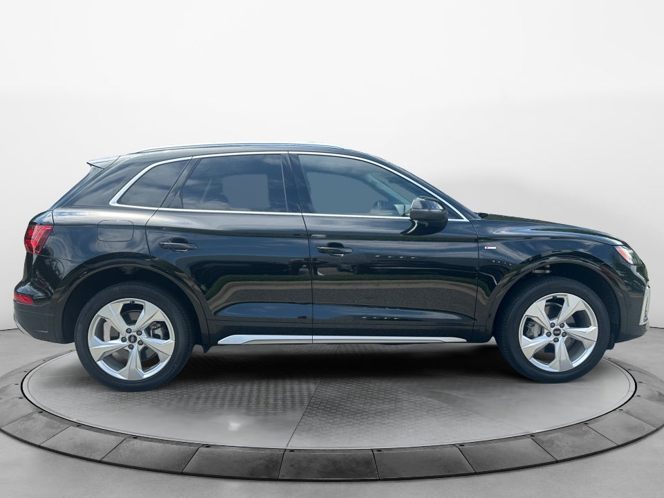 2024 Audi Q5 S line Prestige