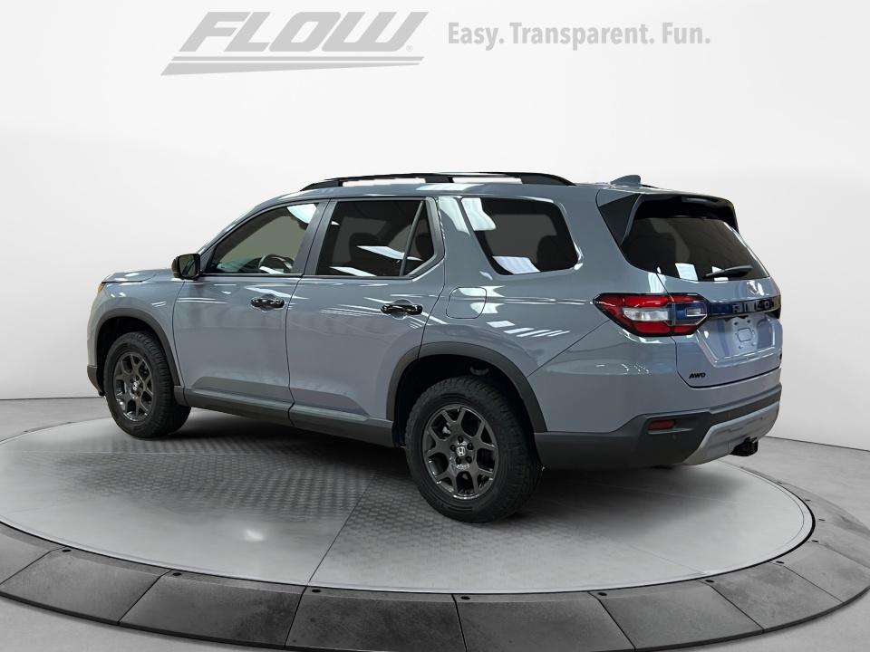 2023 Honda Pilot TrailSport