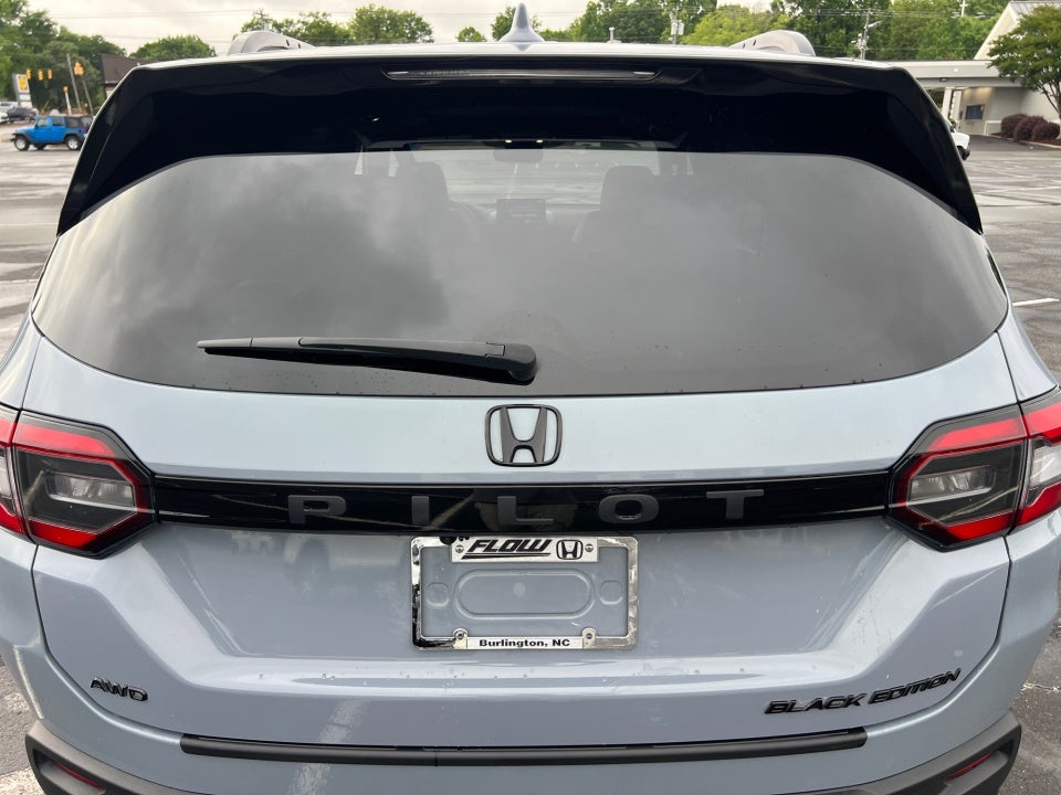 2025 Honda Pilot Black Edition