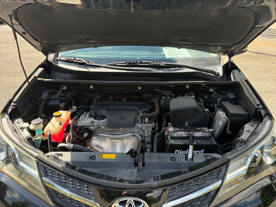 2013 Toyota RAV4 XLE