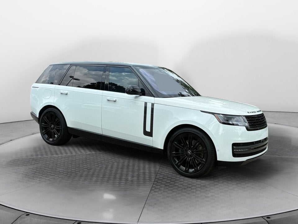 2022 Land Rover New Range Rover SE