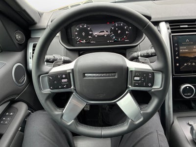 2025 Land Rover Discovery Dynamic SE