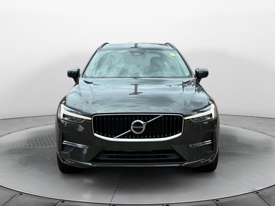 2022 Volvo XC60 Momentum