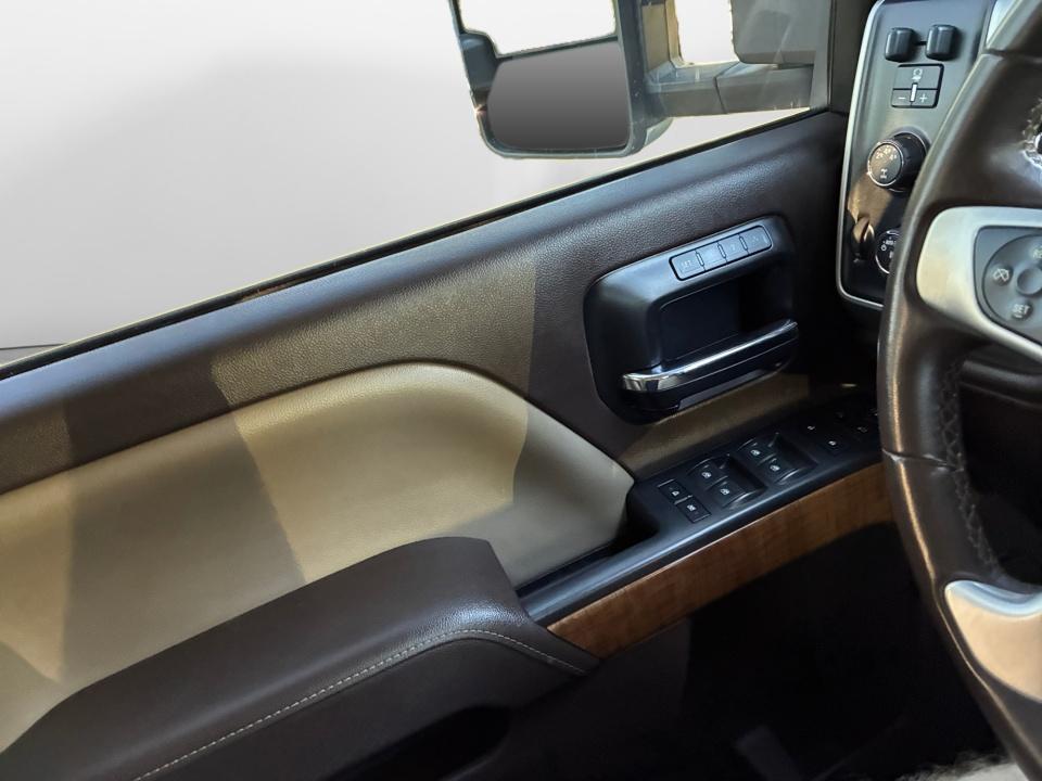 2015 GMC Sierra 2500HD SLT