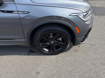 2024 Volkswagen Tiguan SE R-Line Black