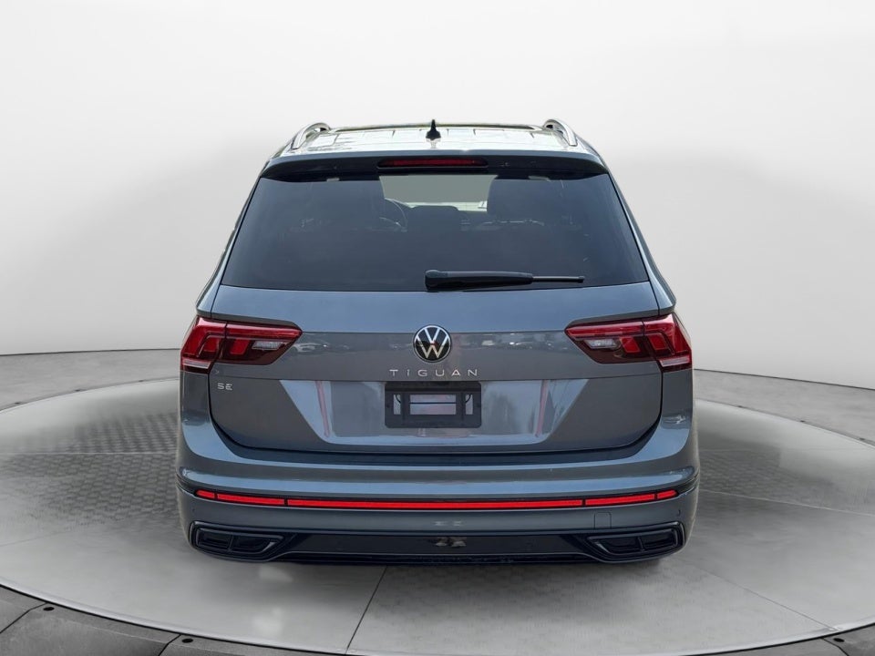 2024 Volkswagen Tiguan SE R-Line Black