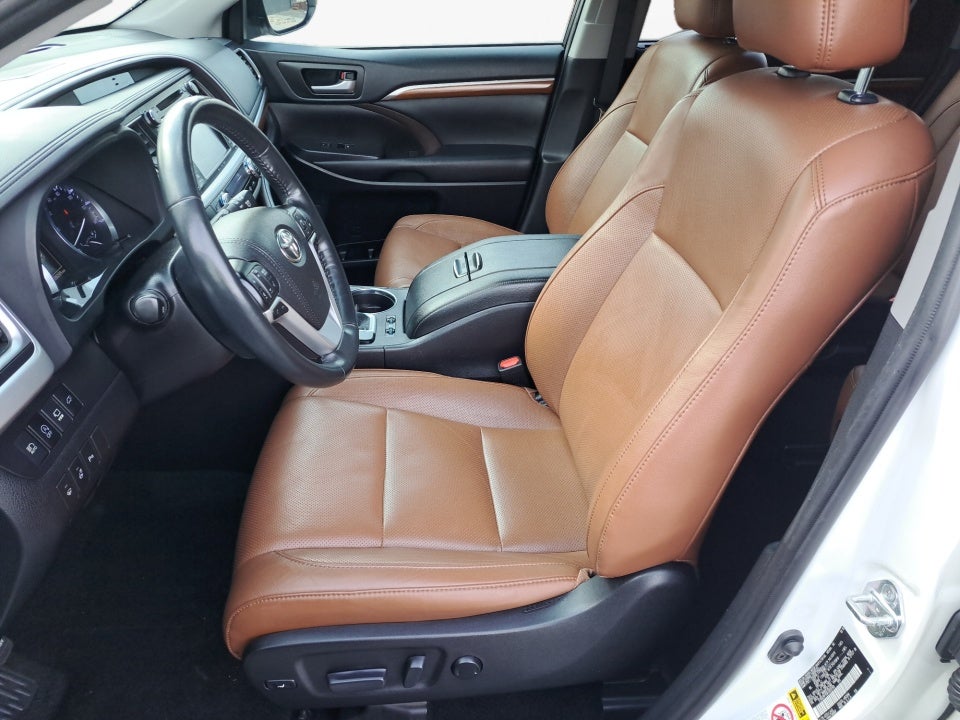 2019 Toyota Highlander Limited Platinum