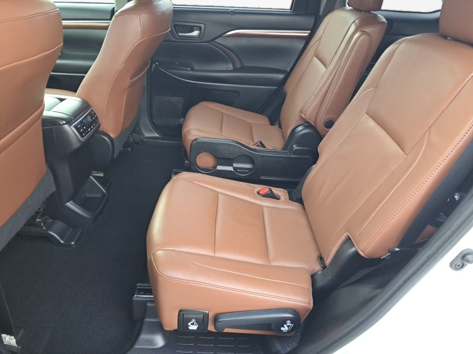 2019 Toyota Highlander Limited Platinum
